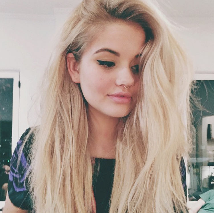 Keilih Victoria Selfie