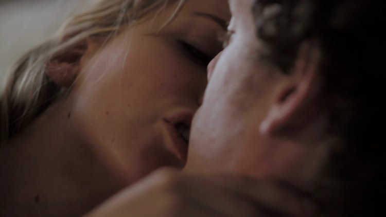 Jennifer Lawrence bed scenes