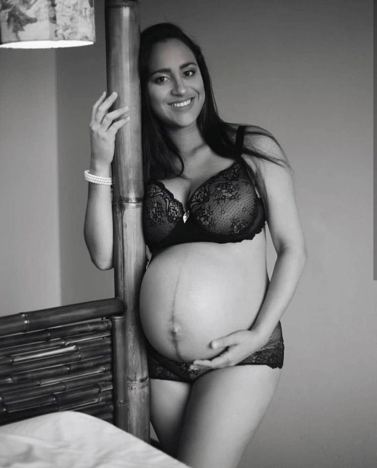 Lana Rouds in the store