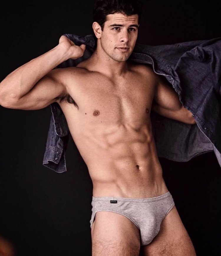 Frank Cho Black Widow