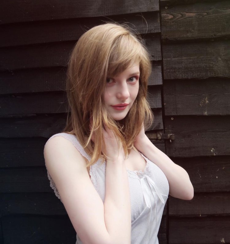 Ella Freya
