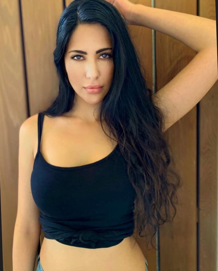 Lebanese girls photos real