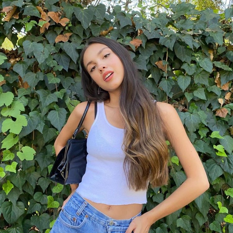 Olivia rodrigo olivia rodrigo