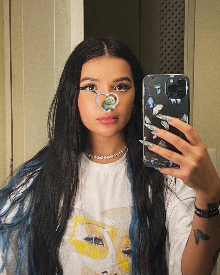 Amina Tenderlibai Twich 2022