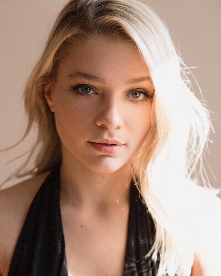 Madelin Petsh with food