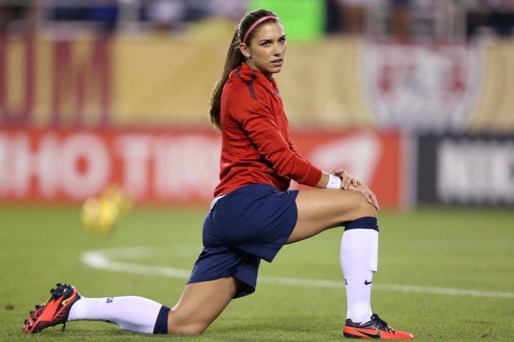 Alex Morgan football player drain