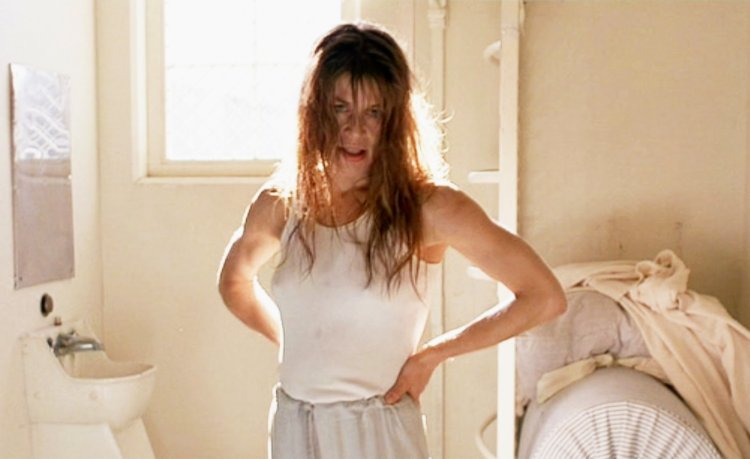 Sarah Connor Terminator 2 in a psychiatric hospital