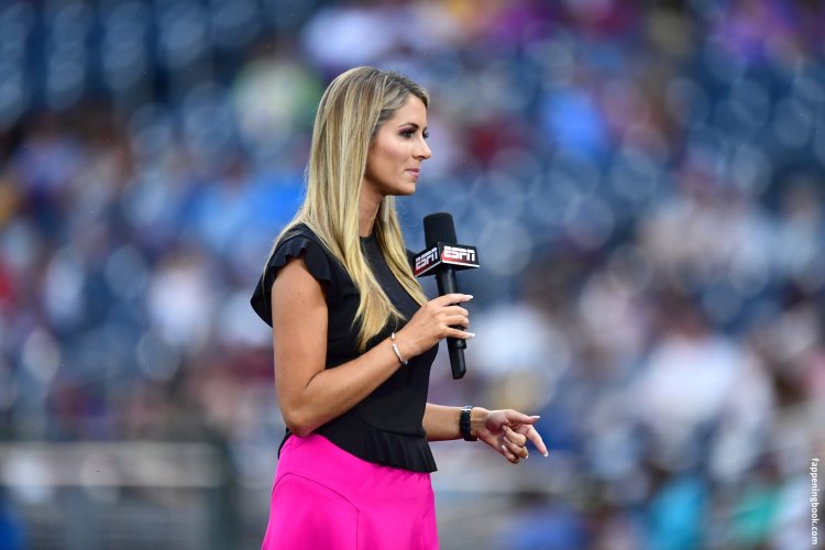 Laura Rutledge NFL Live