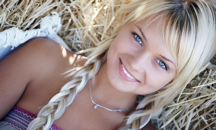 Fashion model Lada Paglia