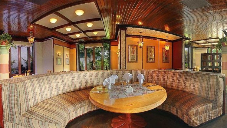 Hedonism in the interior