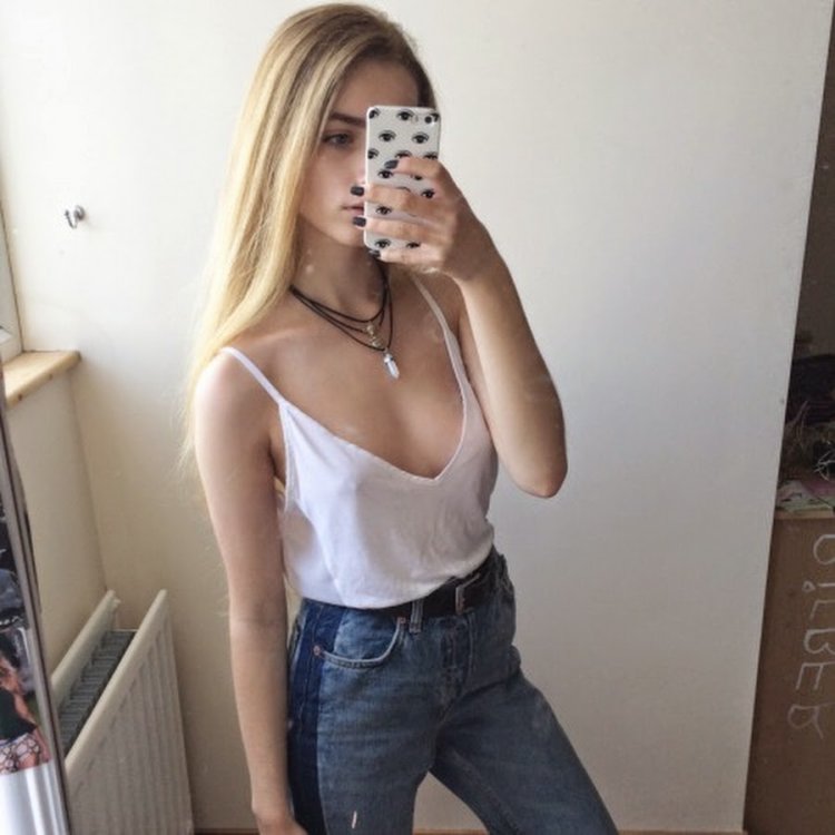 Joanna Kuchta is young