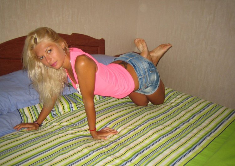 Wife Blonde Homemade