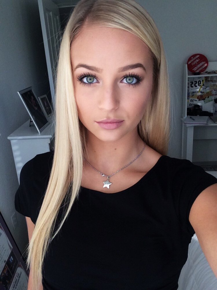 Alice Kazakova model