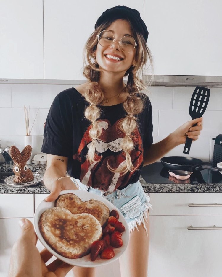 The girl cooks
