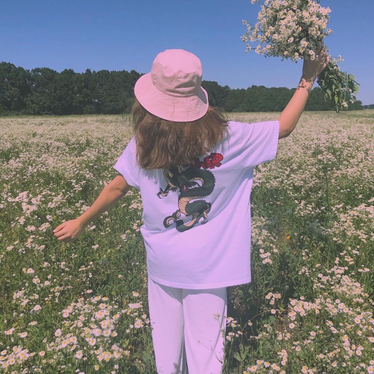 Ava for girls aesthetics