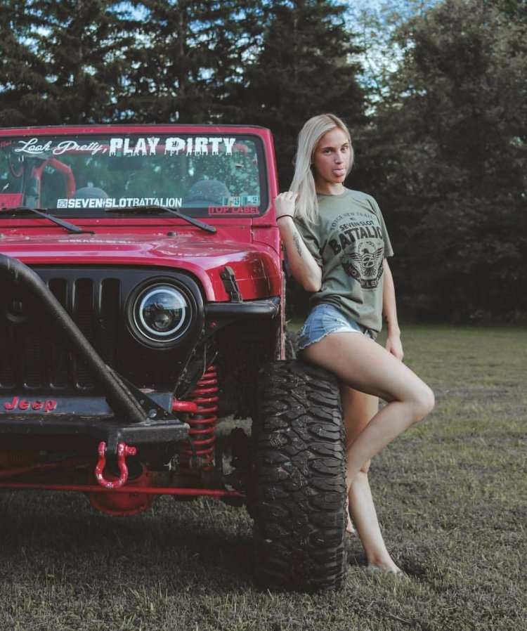 Modern SUVs for girls