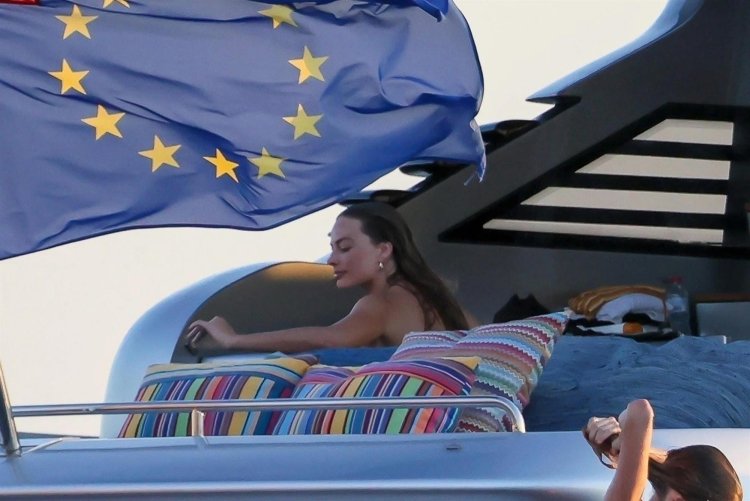 Margo Robbie is resting