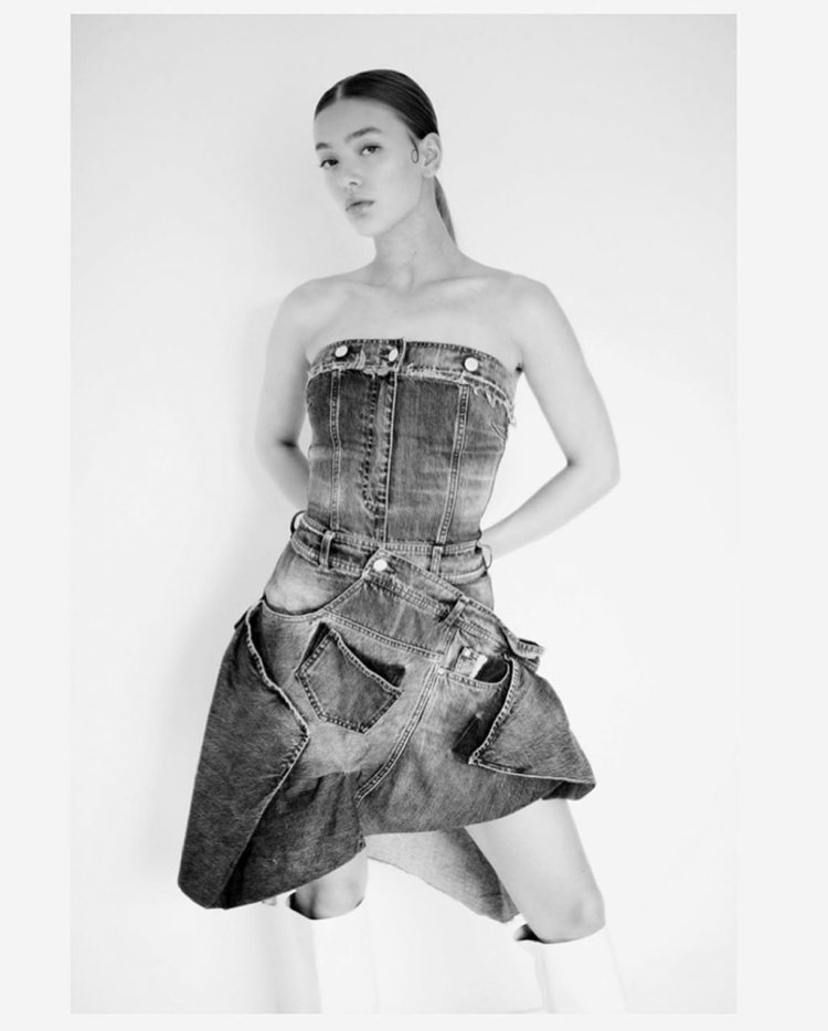 Jessica Alexander at the opening of a restaurant in London