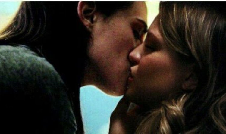 Lena Luther and Kara Denvers