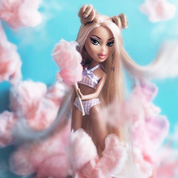 Dolls Bratz aesthetics