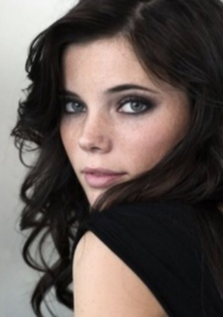 Natural beauty of red -haired girls