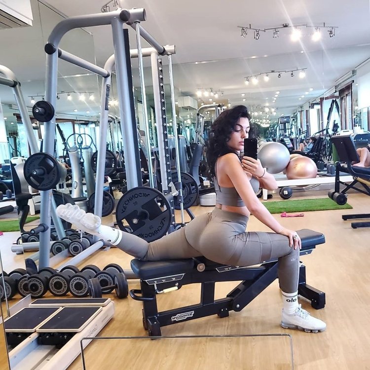 Georgina Rodriguez in the gym