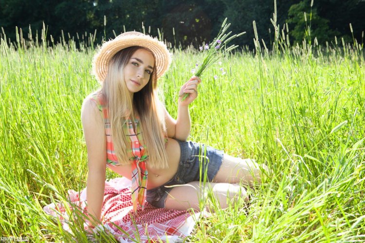 Showybeauty young girl