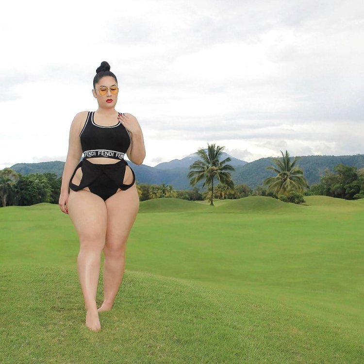 Pamela Alexander Bikini