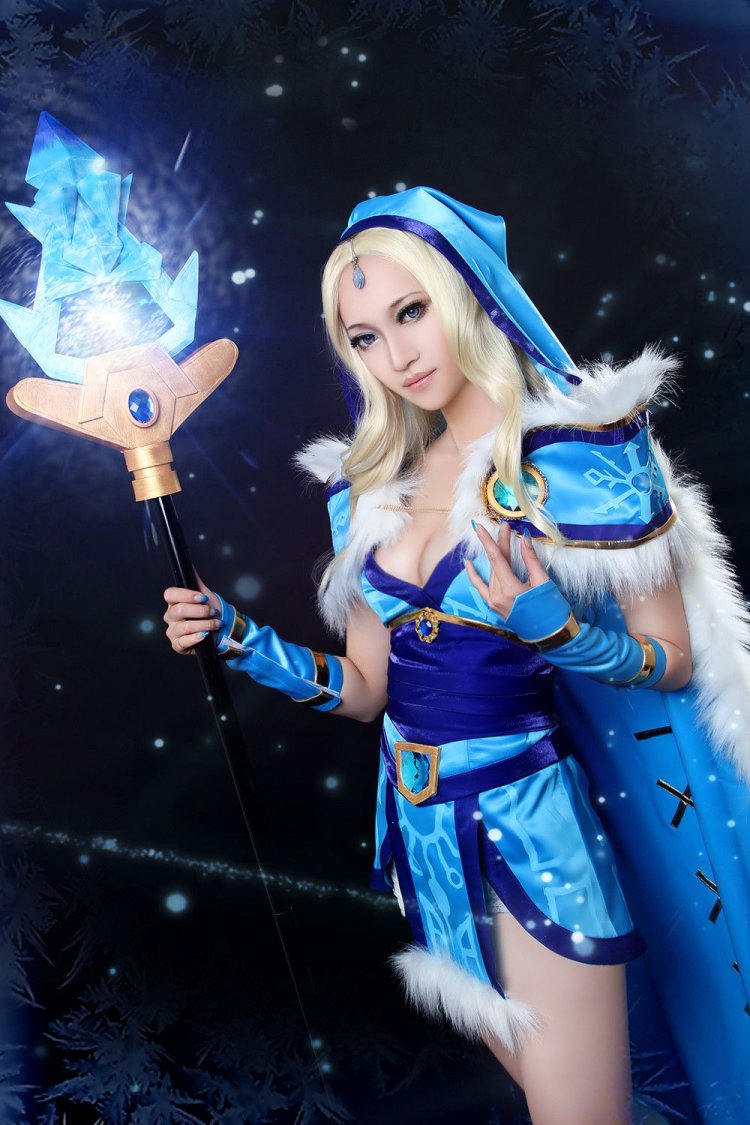 Crystal Maiden Dota 2