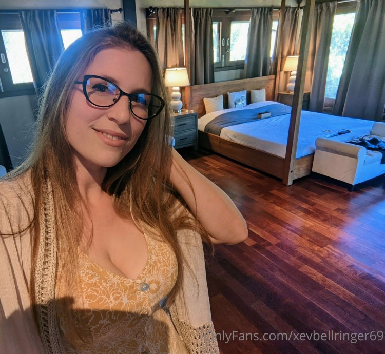 BELLRINGER with glasses