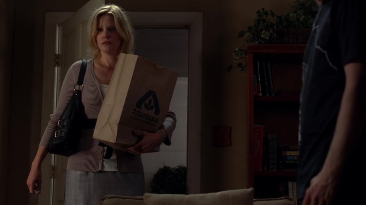 Skyler White bed scene