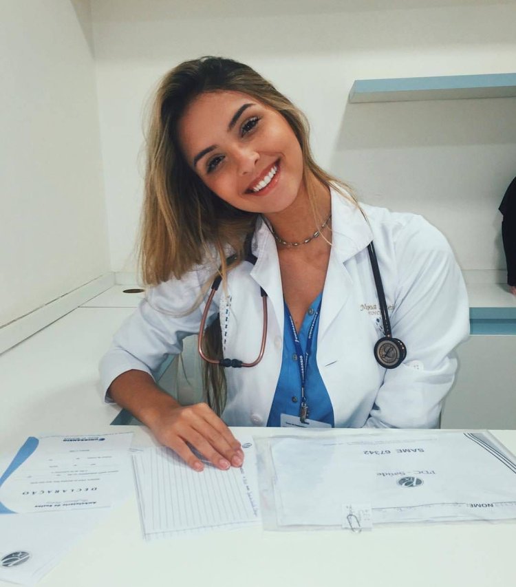 Decollete of women of doctors