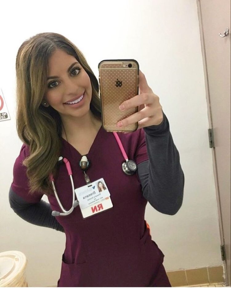 Selfie nurses are hot