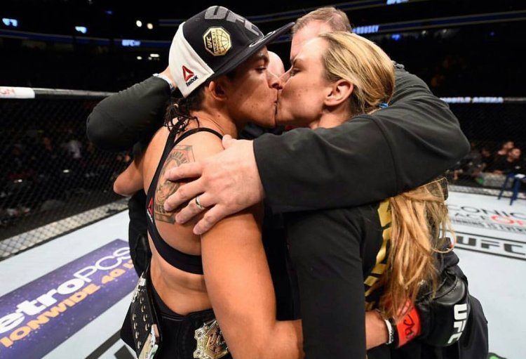 Amanda Nunees and Nina Ansaroff