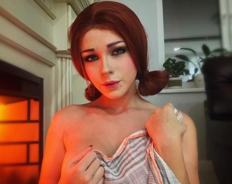 Cosplayer Irina Meyer Triss