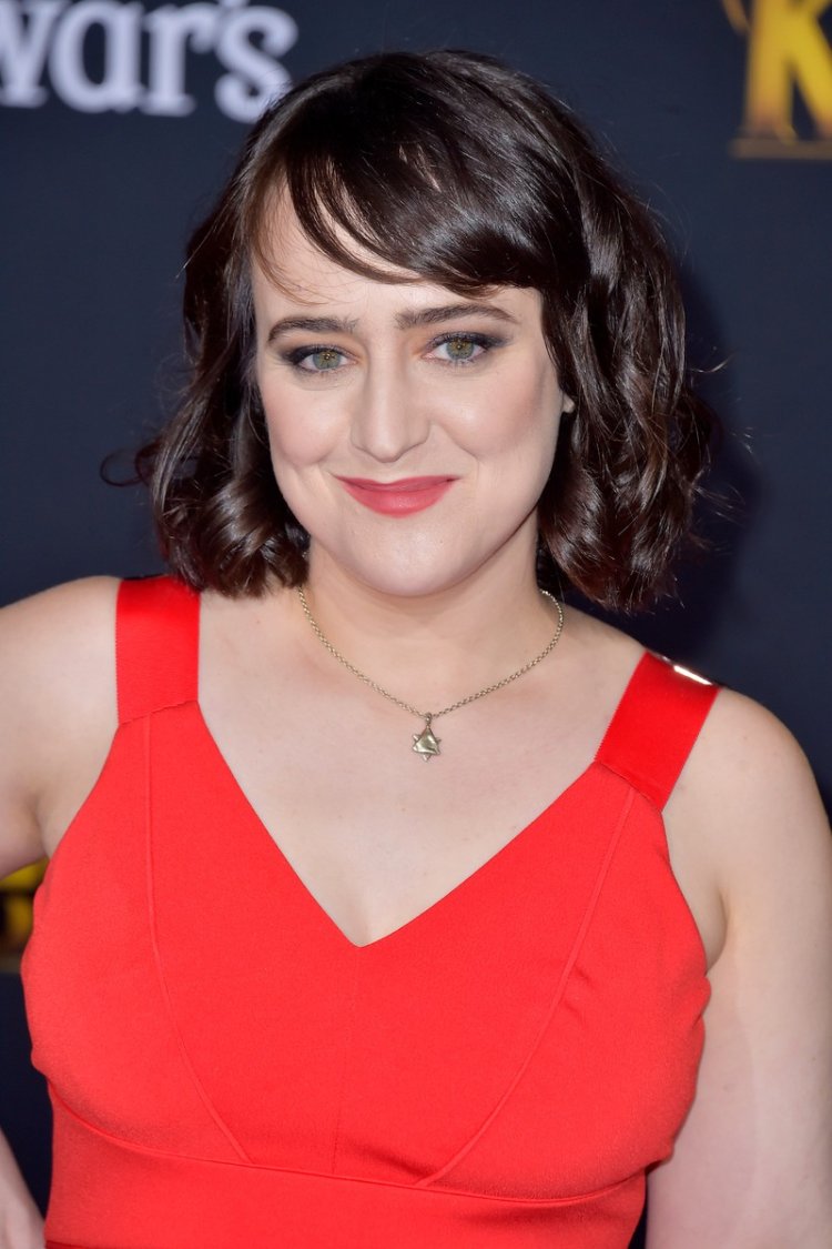Mara Wilson photos now