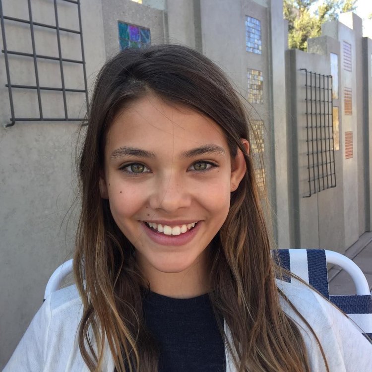 Laneya Grace without makeup