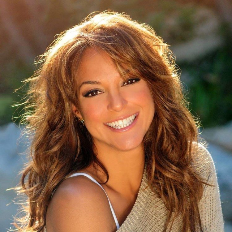 Eva Larus Kallakhan in a swimsuit