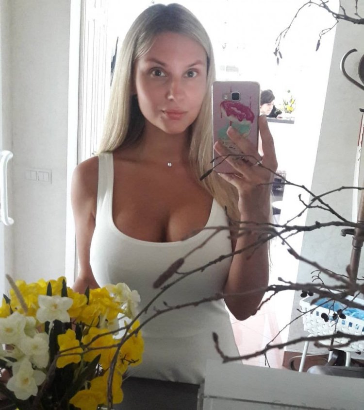 Lady Gorbunova Anastasia drain