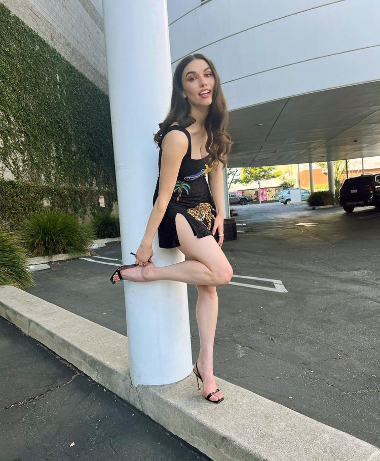 Caroline Einhoff 2019