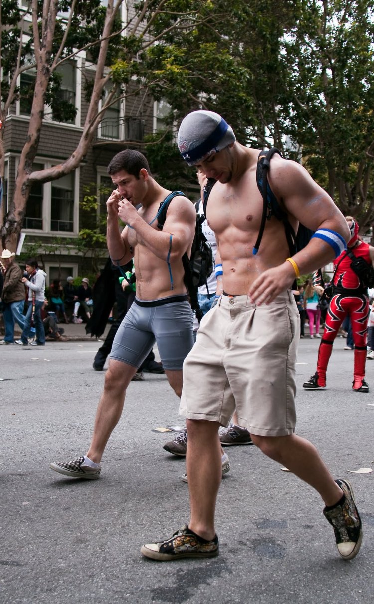 CFNM Bay to Breakers Nude Erected Erection