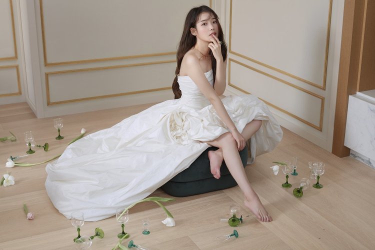 IU Barefoot