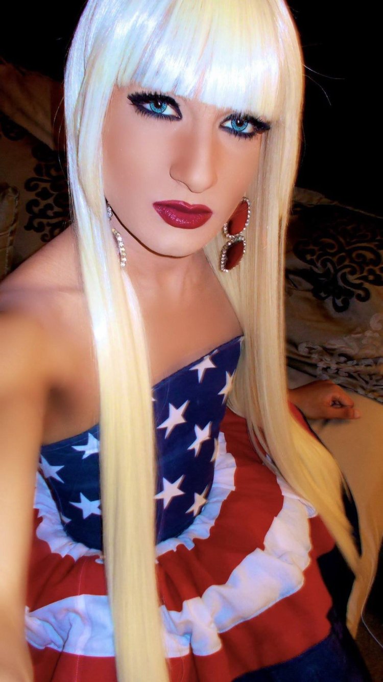 Crossdresser Barbie Maris