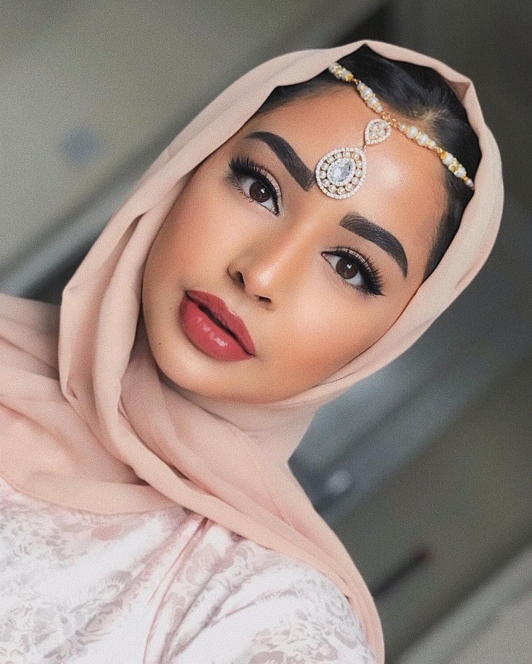 Muslim makeup