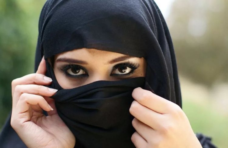 Arab women in a burden