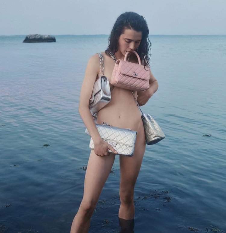 Margaret Kuelly on the beach