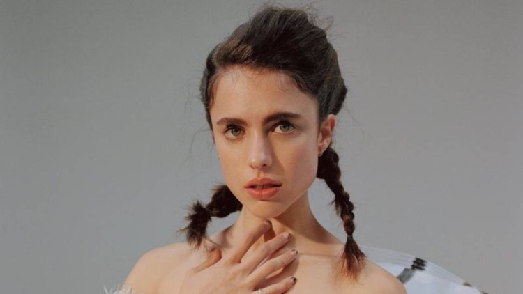 Margaret Kuelly star at noon