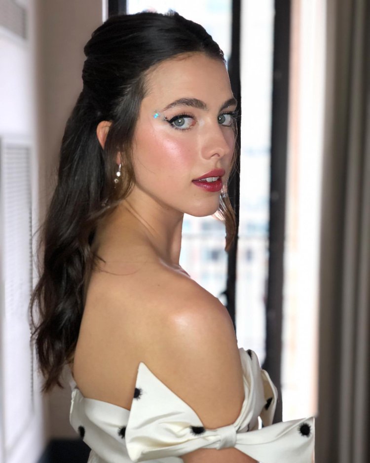 Katie Margaret on Bele