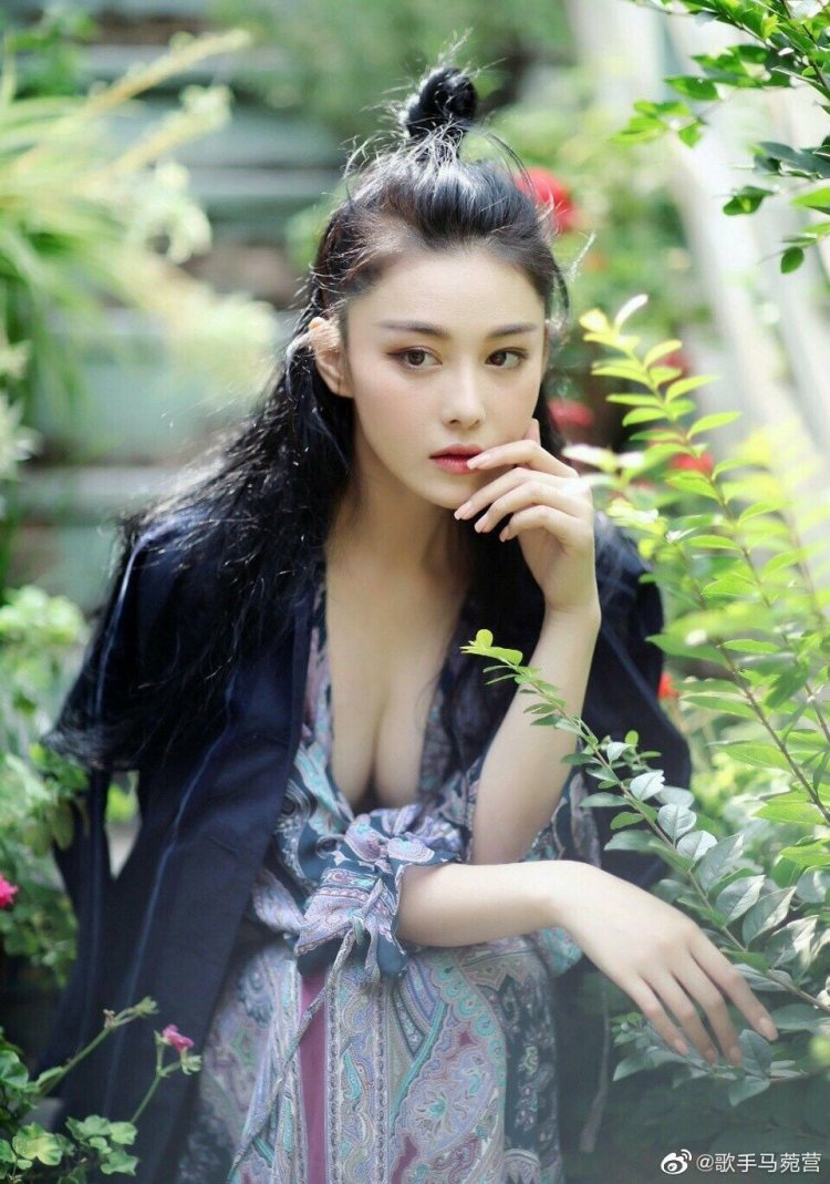 Vienn Zhang Viann Zhang,