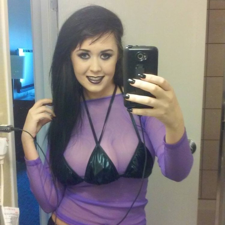 Abigail Morris I Siri Dahl the same